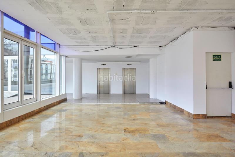 Foto 4e54d84e-b47a-430a-8551-98a9ccbfd708. Rent office space with heating parking in Gòtic Barcelona