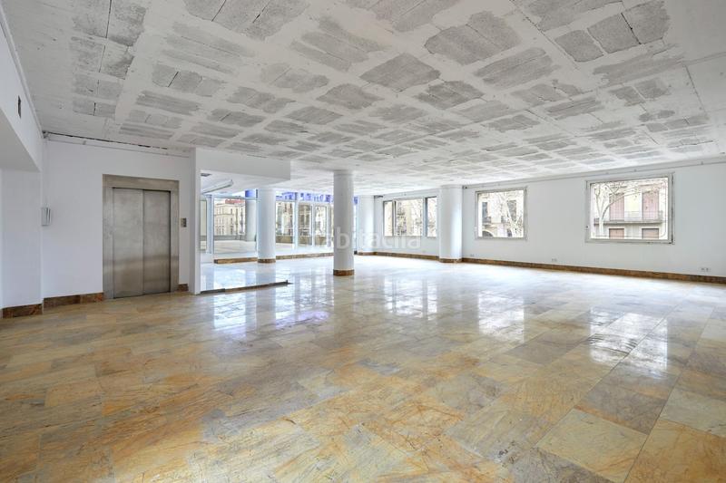 Foto 60676981-99f7-46c9-ba6c-c436c1f1cc47. Rent office space with heating parking in Gòtic Barcelona