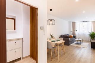 Pis a El Poble Sec - Parc de Montjuc. Precioso piso en paral.lel listo para entrar a vivir.