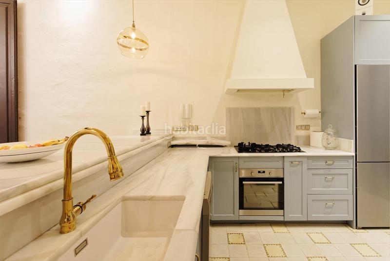 Foto 35af39dd-aa31-43ac-bd73-4a158a17f8bd. Alquiler piso pieza única en el corazón . en Raval Barcelona