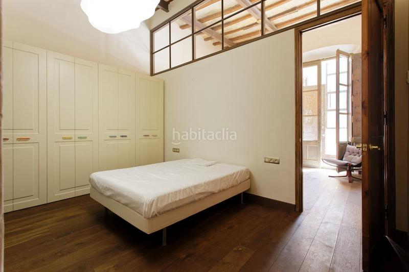 Foto 6cc37f12-487d-4463-ba09-ed85804ba51e. Alquiler piso pieza única en el corazón . en Raval Barcelona