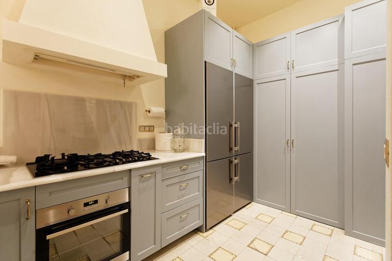 Foto 706d08e1-24ba-4ca7-8514-c70d39db0b92. Alquiler piso pieza única en el corazón . en Raval Barcelona