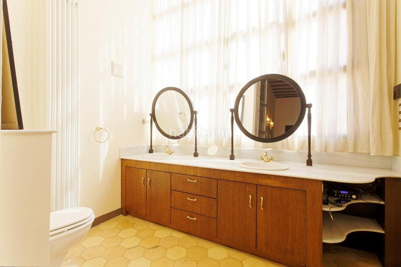Foto 9ff9e1e3-cf7d-4081-b392-f3d7800a9898. Rent flat with heating in Raval Barcelona