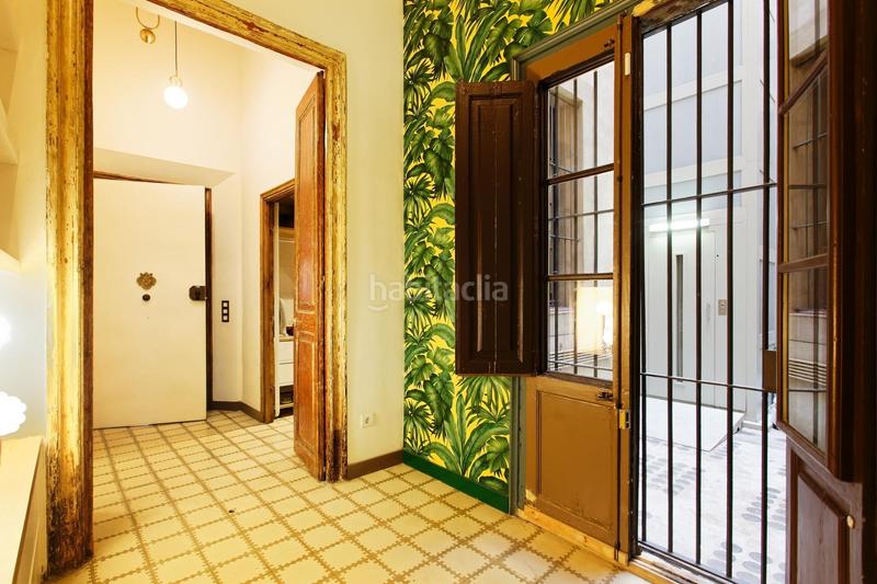 Foto ce34ee7f-8b94-4ce7-ad69-87d9786d266a. Rent flat with heating in Raval Barcelona