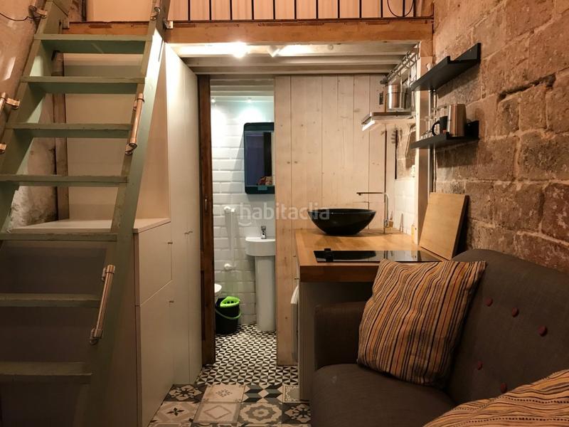 Foto 549e8978-31ba-4a7a-8148-6e9233c4ac14. Alquiler estudio moderno estudio reformado de 15 m en ciutat vella en Barcelona