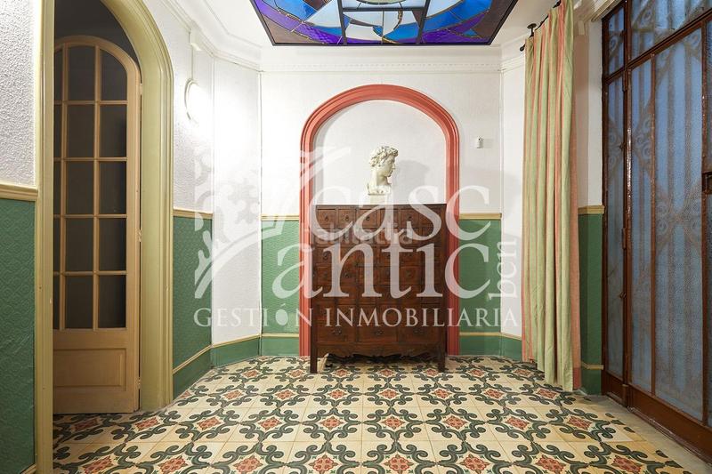 Foto c4f12063-1a9f-48f1-a7f9-da4b3a513c72. Alquiler piso precioso piso con terraza en Sant Antoni en Barcelona