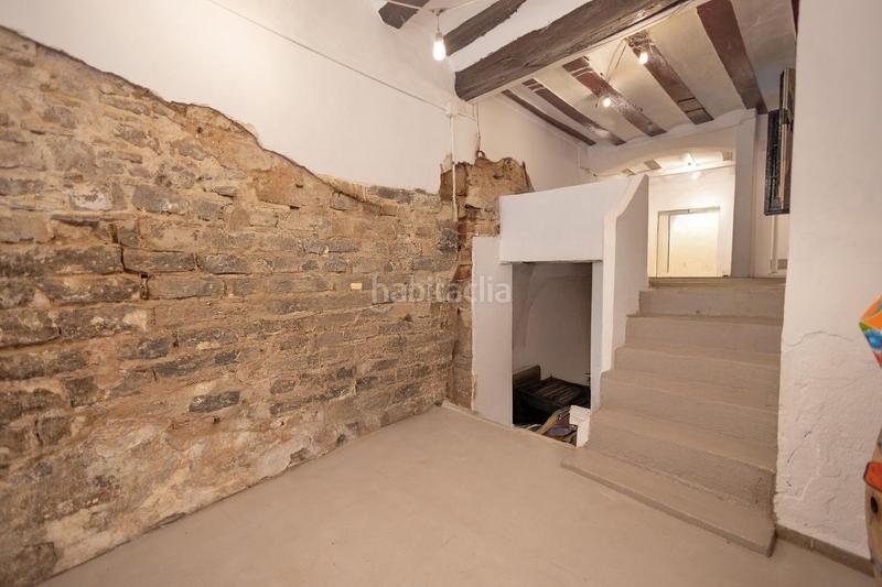 Foto 188cb996-a66b-4a35-a949-1e1c9eadd6c7. Local commercial dans Gòtic Barcelona