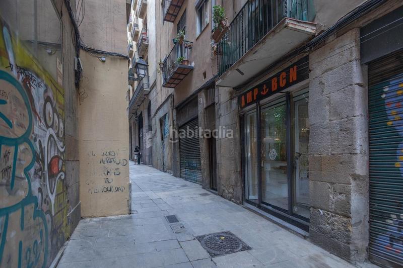 Foto c0c98ceb-f024-45d7-b799-4e5000762850. Local commercial dans Gòtic Barcelona