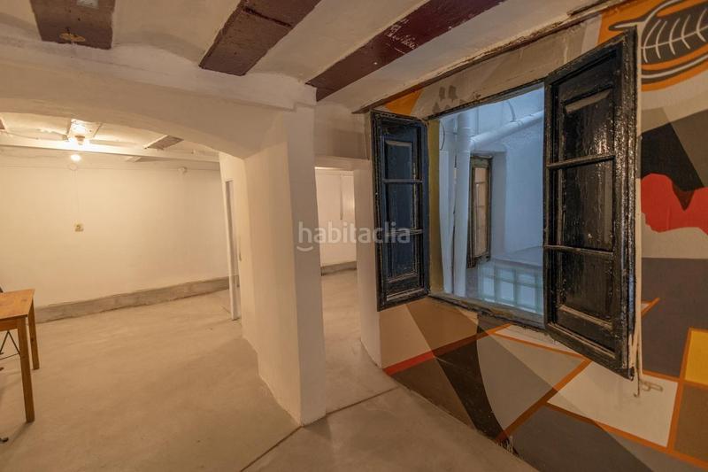 Foto f5b56224-7201-4a0c-b54b-6f7f58e09d11. Local commercial dans Gòtic Barcelona