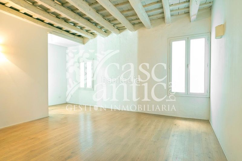 Foto 6cc9c1cf-b14a-49cb-8a0f-e2aa602c5506. Pis a St. Pere - Sta. Caterina - El Born Barcelona