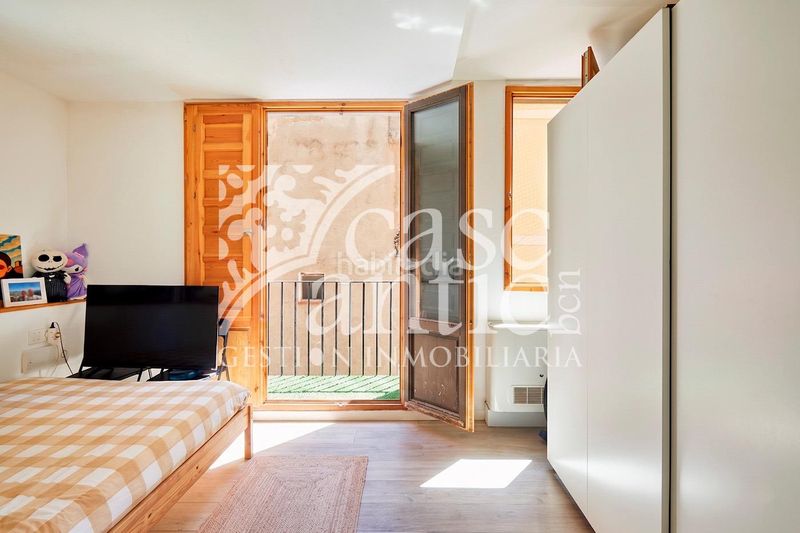 Foto 1bf8e108-396a-4ae9-acd6-9da21acacccf. Pis a Raval Barcelona