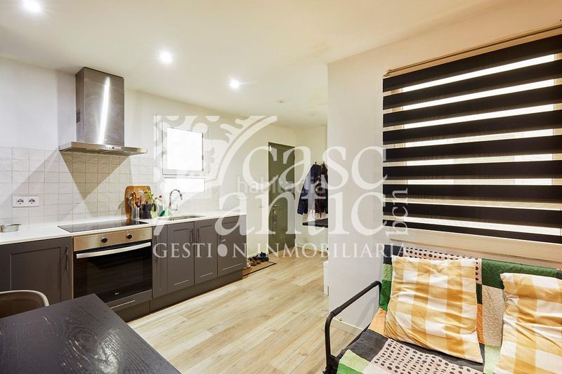 Foto 6979f73b-b8c3-4a03-9057-5eb6df7463b8. Pis a Raval Barcelona