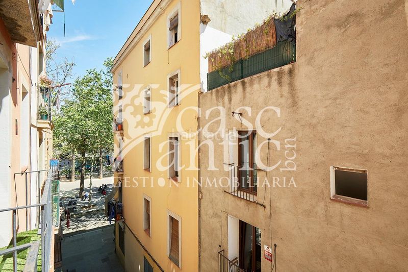 Foto 8179c605-5563-4546-a508-dae20c963ff8. Pis a Raval Barcelona