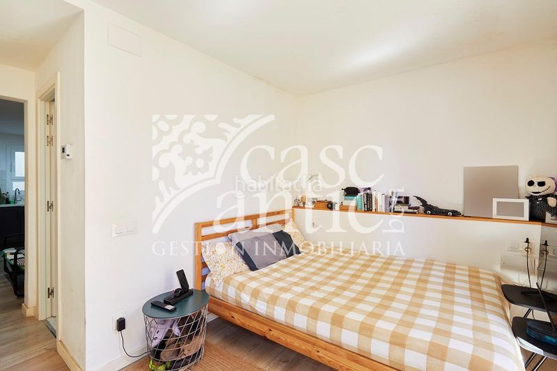 Foto c5e65e08-8661-40db-9196-eb12fdab3998. Pis a Raval Barcelona