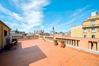 �tic a St. Pere - Sta. Caterina - El Born. Acogedor �tico en el coraz�n de el born