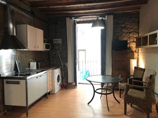 Alquiler Estudio en St. Pere - Sta. Caterina - El Born. Acogedor estudio en born