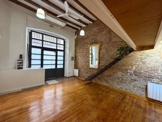 Location Studio à Raval. Estudio en el raval.