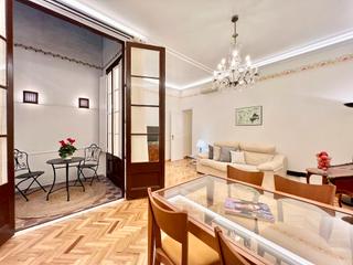 Rent Flat in Carrer de la portaferrissa 18. Alquiler temporal. acogedor y equipado. ¿qué más se puede pedir?