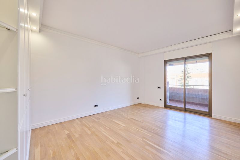 Foto 34bbbb9d-1613-4929-8bb8-12eb7a47c0fc. Rent flat in carrer del capità arenas 3 in Pedralbes Barcelona