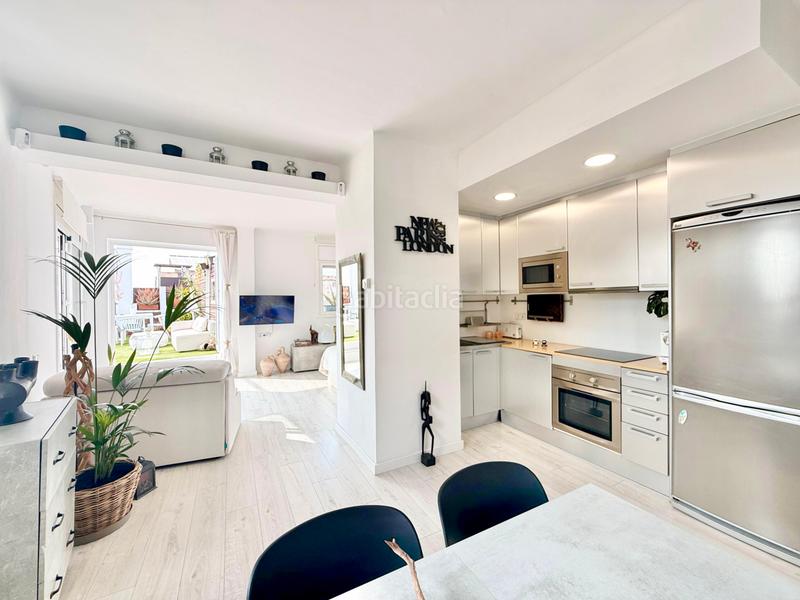 Foto 55da2aee-83a5-4a6f-8a0b-23403bd09e17. Dachwohnung in carrer d'homer 63 in Putget - Farró Barcelona