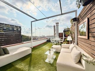 Penthouse in Carrer d'homer 63