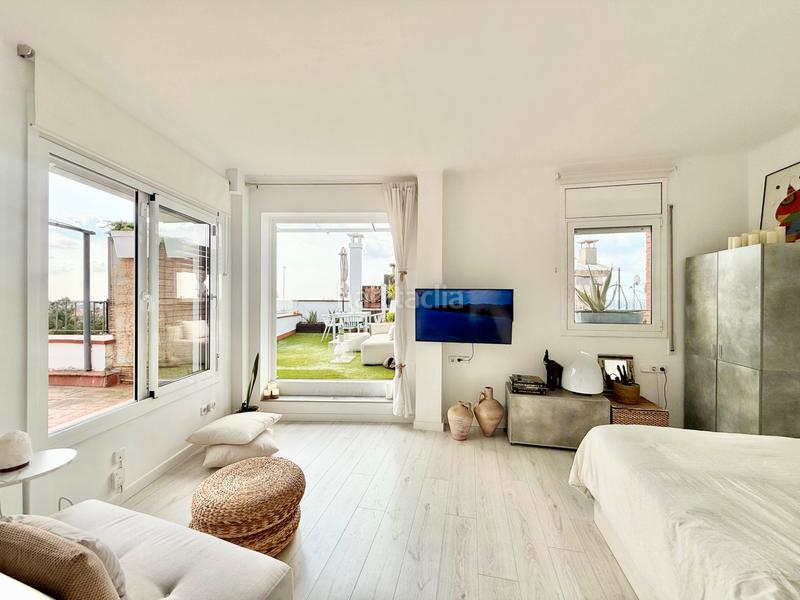 Foto e7824d85-6925-488f-aacc-339bd21d4a1b. Penthouse in carrer d'homer 63 in Putget - Farró Barcelona