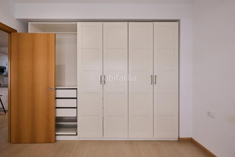 Foto c608cf1d-fa45-4df0-9b4b-37a68a4e0bc4. Appartamento in carrer de vilafranca 26 in Vila de Gràcia Barcelona