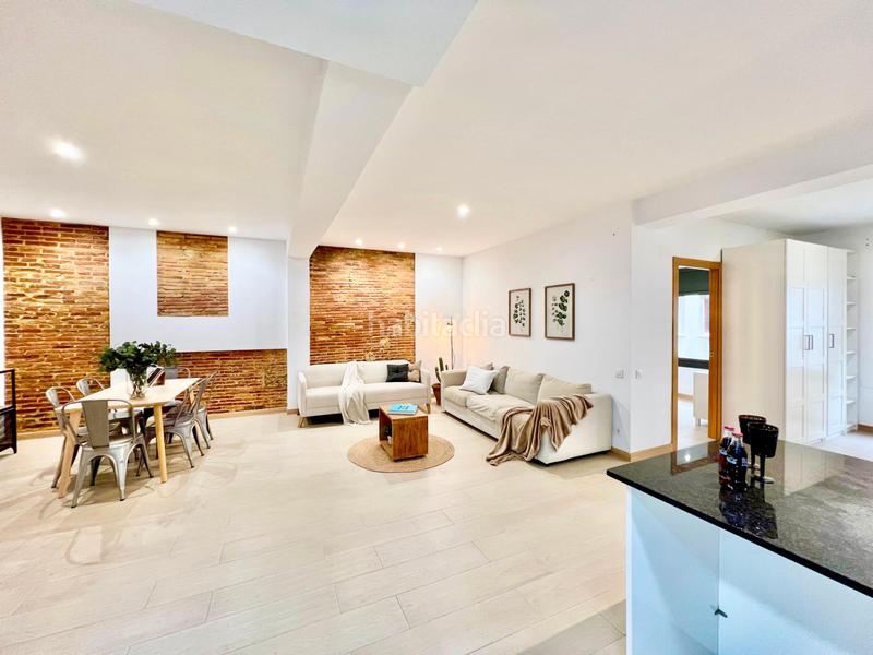 Foto 8f2338db-4a38-4f5d-9d71-85ca71c99bd9. Pis a carrer de vilafranca 26 a Vila de Gràcia Barcelona