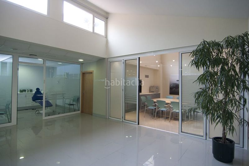 Foto 6a4cb62d-f4d2-4f66-82f6-c63da3191ecc. Local comercial a Vilapicina - Torre Llobeta Barcelona
