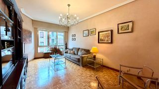Flat  Calle duquesa de la victoria 21. Piso en el corazón de logroño - ¡una oportunidad única!