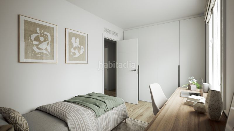 Foto e83c3129-693d-4beb-9492-a98247724537. Piso en calle doctor múgica 17 piso completamente a reformar junto al centro en Logroño