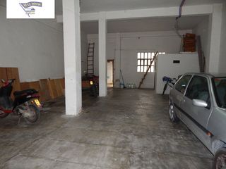 Geschäftsraum in Sant Josep-Zona Hospital. Local en venta o alquiler en barrio san josé !!!