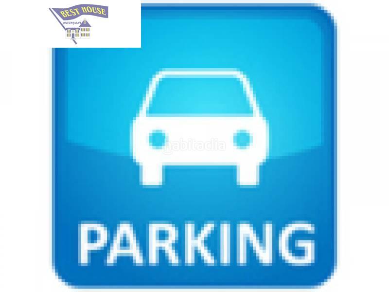 Foto a71ccb0b-f303-4e8a-9eb5-6bf38f28b992. Parking coche oportunidad garaje en Centro Ontinyent