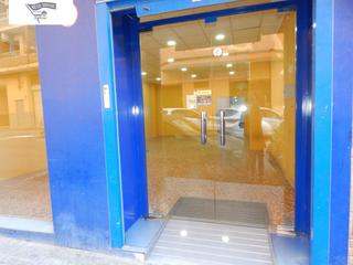 Locale commerciale in Sant Josep-Zona Hospital. Gran local comercial en zona san josé de ontinyent