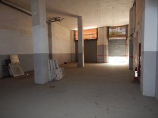 Planta baixa a Sant Josep-Zona Hospital. Local comercial en barrio san josé de ontinyent