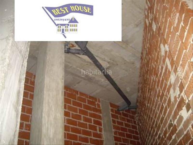 Foto dad03e42-9f9b-49e3-8eb1-9181863ce19d. Location local commercial dans Centro Ontinyent