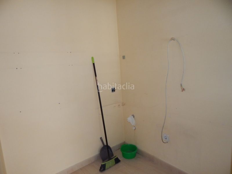 Foto 522aef54-ab28-4423-bae5-c1bc4bb6aaec. Rent business premise in Sant Josep-Zona Hospital Ontinyent
