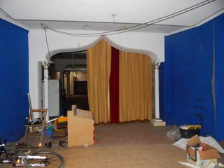Lloguer Local Comercial a Sant Josep-Zona Hospital. Local comercial en alquiler