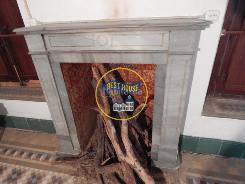 Foto c6ec49a5-56b7-4a81-8a20-94c232cec1ab. Haus mit parking in Montaverner