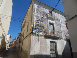 Casa in Aielo de Malferit. Gran oportunidad!!! edificio para reformar en aielo de malferit