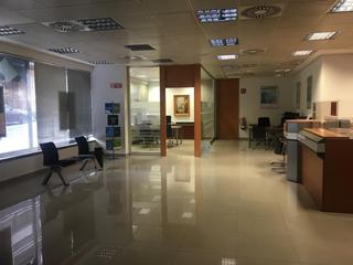 Lloguer Local Comercial a Sant Josep-Zona Hospital. Gran oportunidad de local en ontinyent valencia