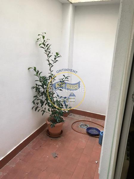 Foto ac325f19-12e5-4987-84d1-7a715937d1f7. Oficina s en venta cerca de la universidad en Ontinyent