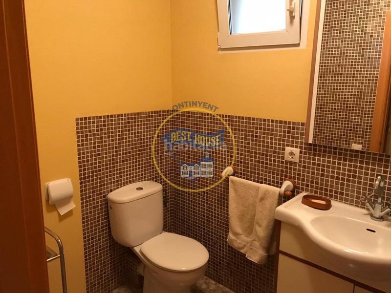 Foto b6118439-a745-48ea-9514-98cfdc096832. Oficina s en venta cerca de la universidad en Ontinyent