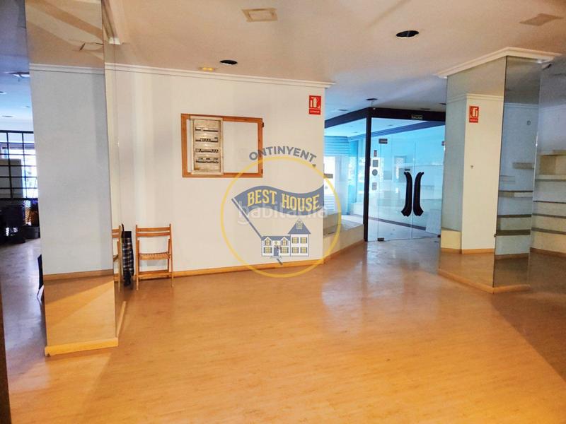 Foto 222c20b6-c444-4428-bf99-e12046d93fbc. Lloguer local comercial a Sant Josep-Zona Hospital Ontinyent
