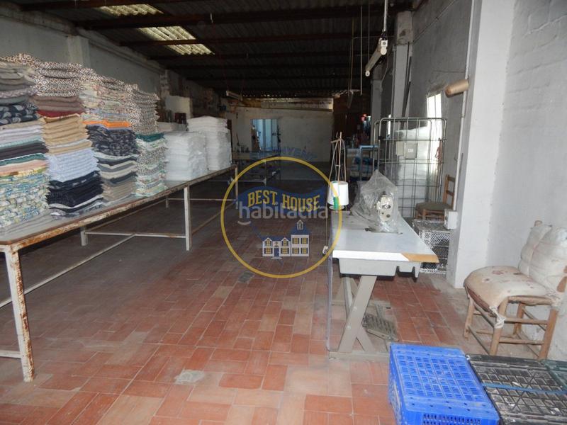 Foto 1892f079-391e-40d4-9af8-830ba43a8b80. Edifici a Centro Ontinyent