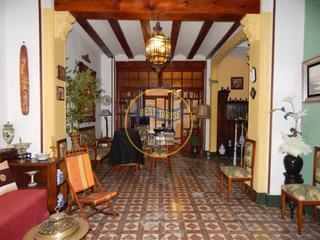 Casa a Montesa. Interesante y exclusiva casa señorial en montesa