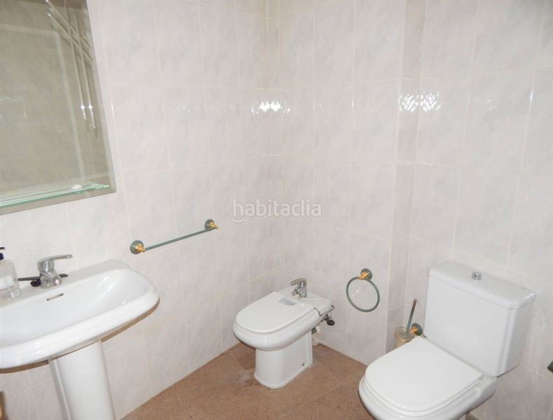 Foto 09a59e01-f06f-4f51-93ef-fe375b70ef2d. Local comercial a Centro Ontinyent