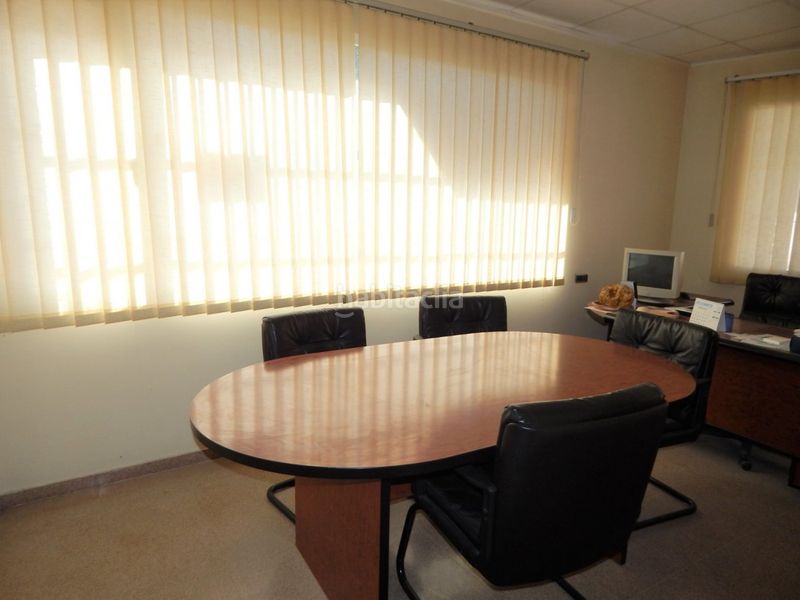 Foto 1e6d41c2-f4be-4f89-b00d-2a3f386efeef. Local comercial a Centro Ontinyent