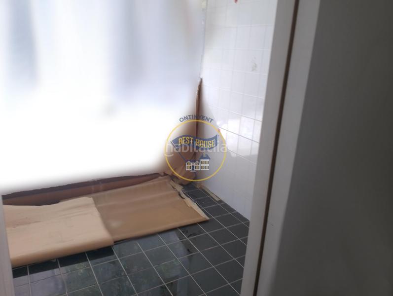 Foto 0c9c12bc-958f-40f1-b46c-6ca5e51e3a96. Lloguer local comercial a Sant Josep-Zona Hospital Ontinyent