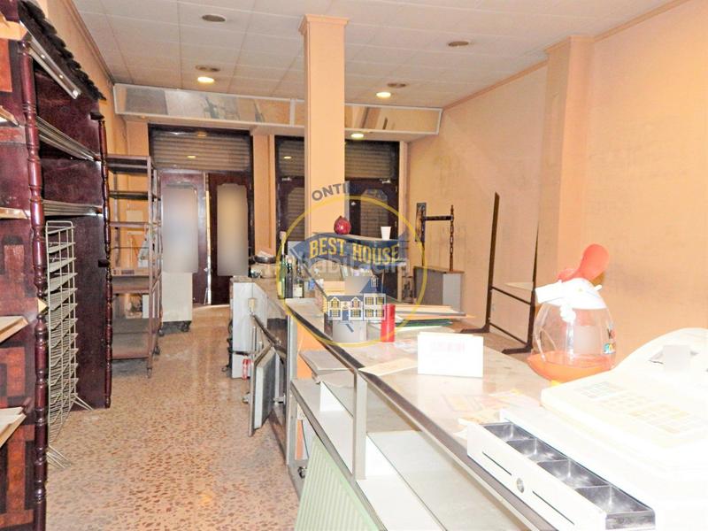 Foto 22ba92a0-4683-4fa6-846e-ccbafdfe81f3. Alquiler local comercial amplio local en planta baja en venta o alquiler en Ontinyent